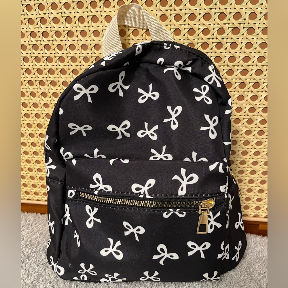 Black Bow Pattern Mini Backpack - Picture 1 of 4